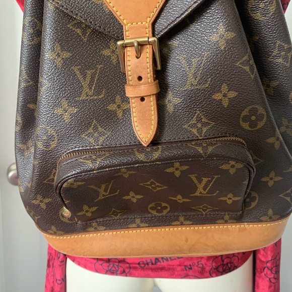 DISCONTINUED Louis Vuitton Montsouris backpack in brown monogram canvas. - Picture 2 of 16